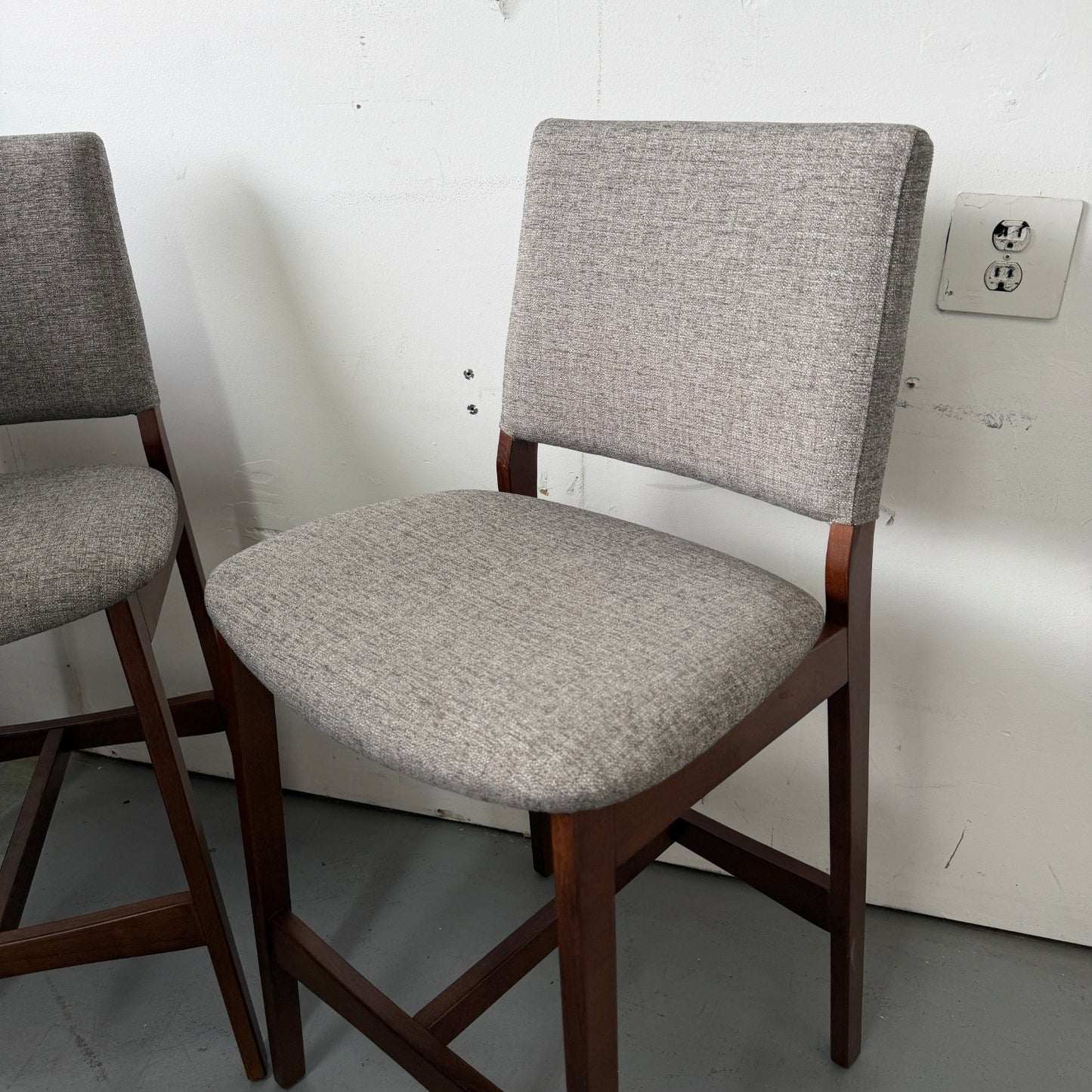 2 Nosh Counter Stool In Walnut and Quarry Gray