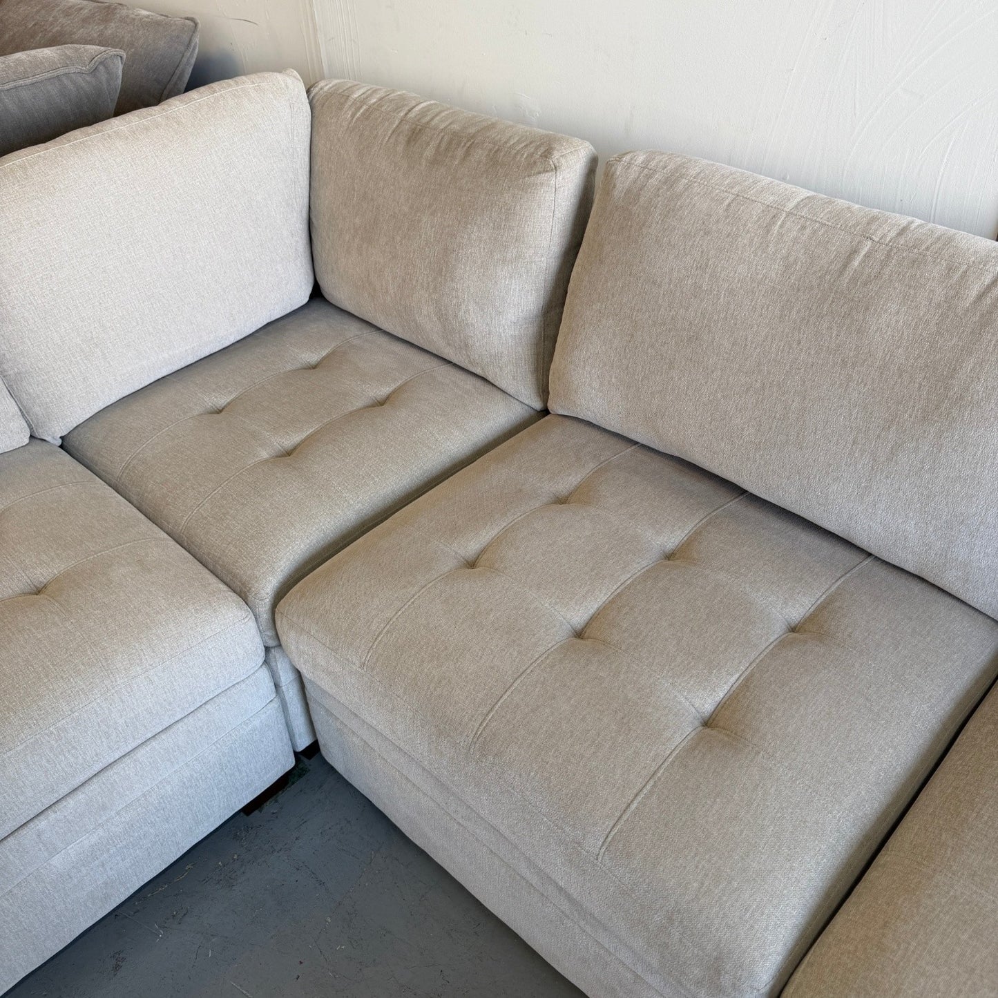 Beige Thomasville Tisdale Modular Sectional