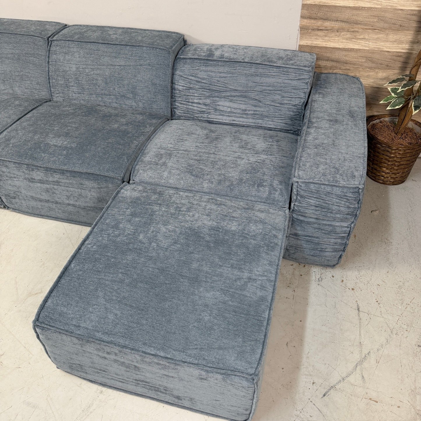Rove Labs "M1" Blue 5-Piece Modular Sectional
