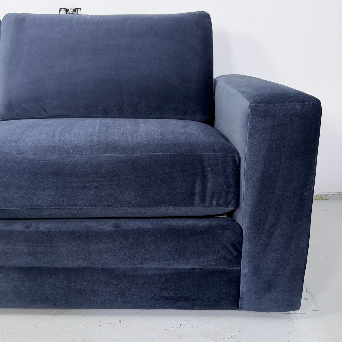 Article "Riley" 84" Velvet Sofa