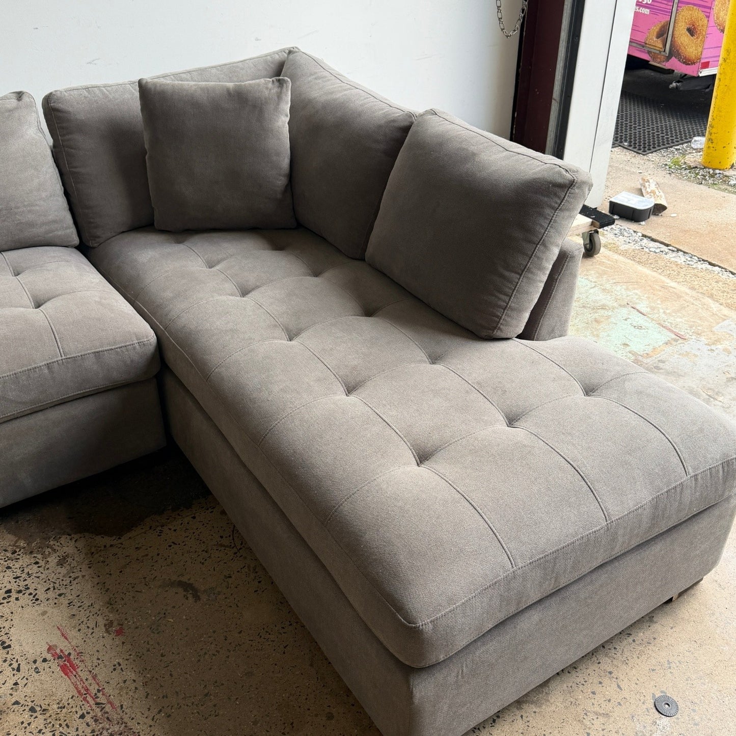 Thomasville Miles Fabric Sectional With Power Footrest