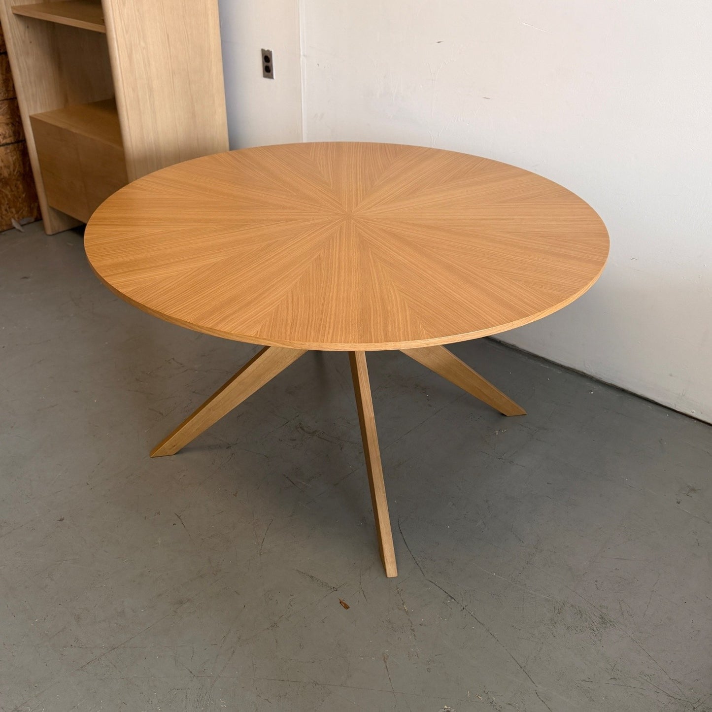 Article Conan 54" Round Dining Table In Oak