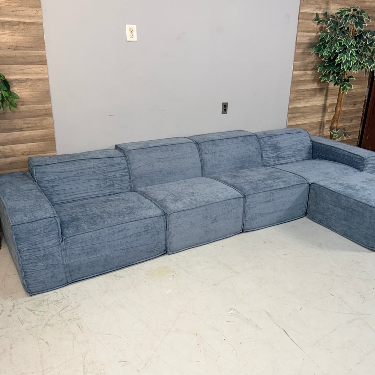 Rove Labs "M1" Blue 5-Piece Modular Sectional