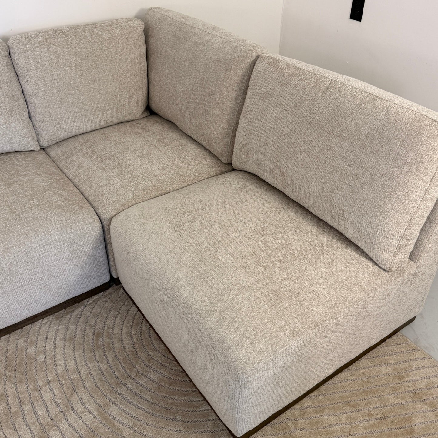 Costco Henredon Murphy Fabric 6-piece Modular Sectional with Ottoman