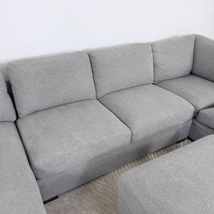 Thomasville Langdon Sectional with Storage Ottoman