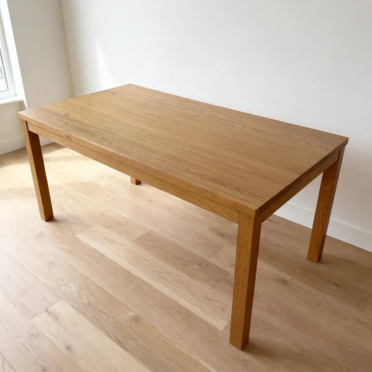 Article "Ashford" 66" - 102" Extendable Dining Table