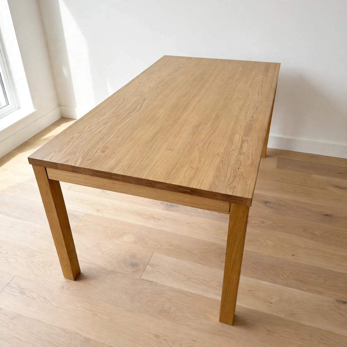 Article "Ashford" 66" - 102" Extendable Dining Table