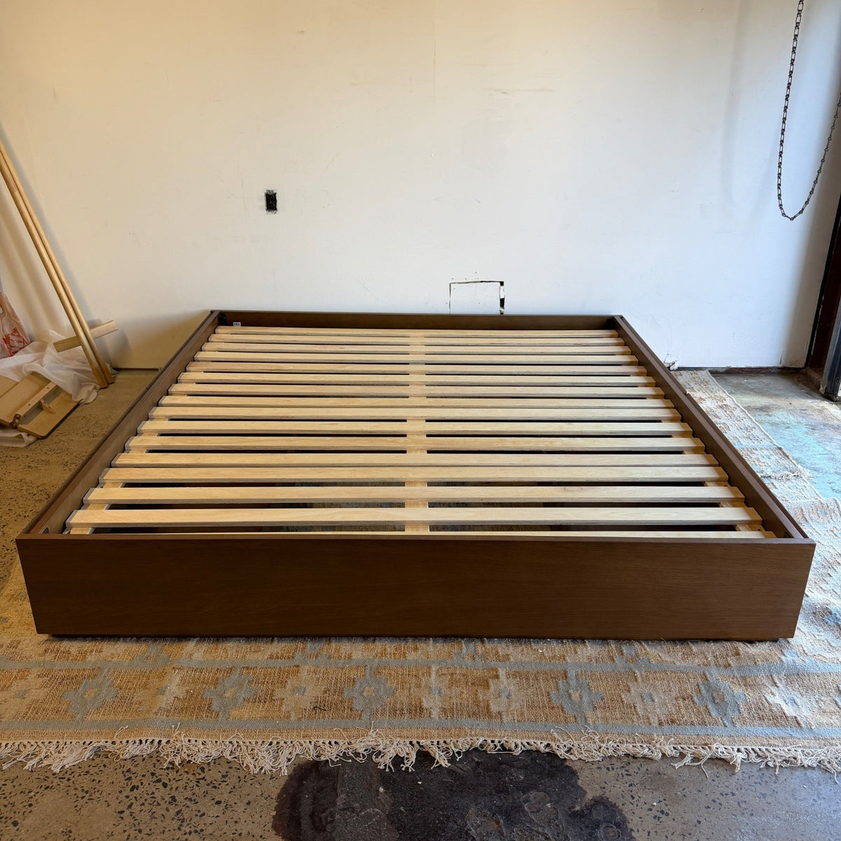 Article "Leif" King Platform Storage Bed