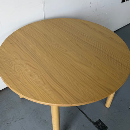 Article "Heidi" 42" Round Dining Table