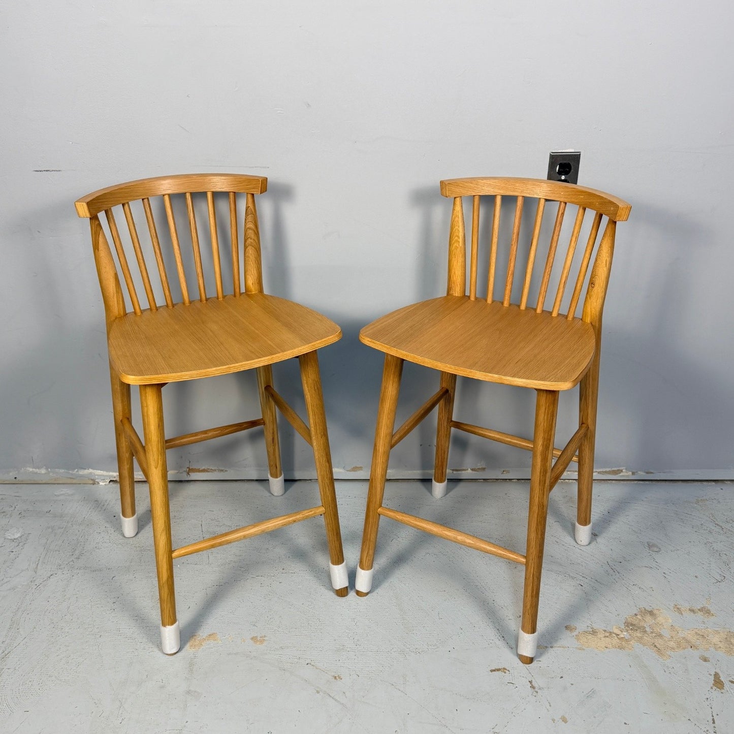 2 Article Rus Counterstools