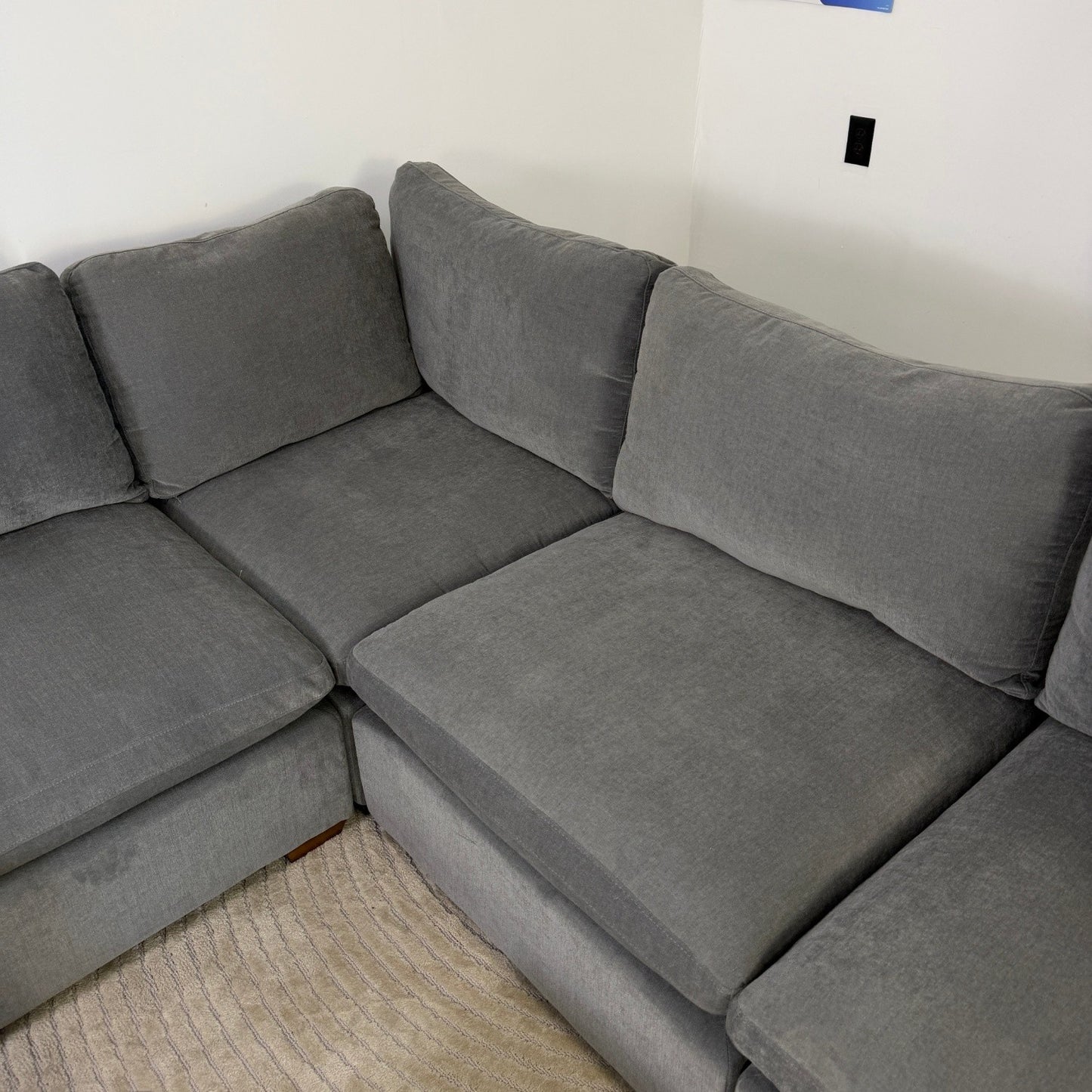 Thomasville Lowell 6-piece Modular Sectional