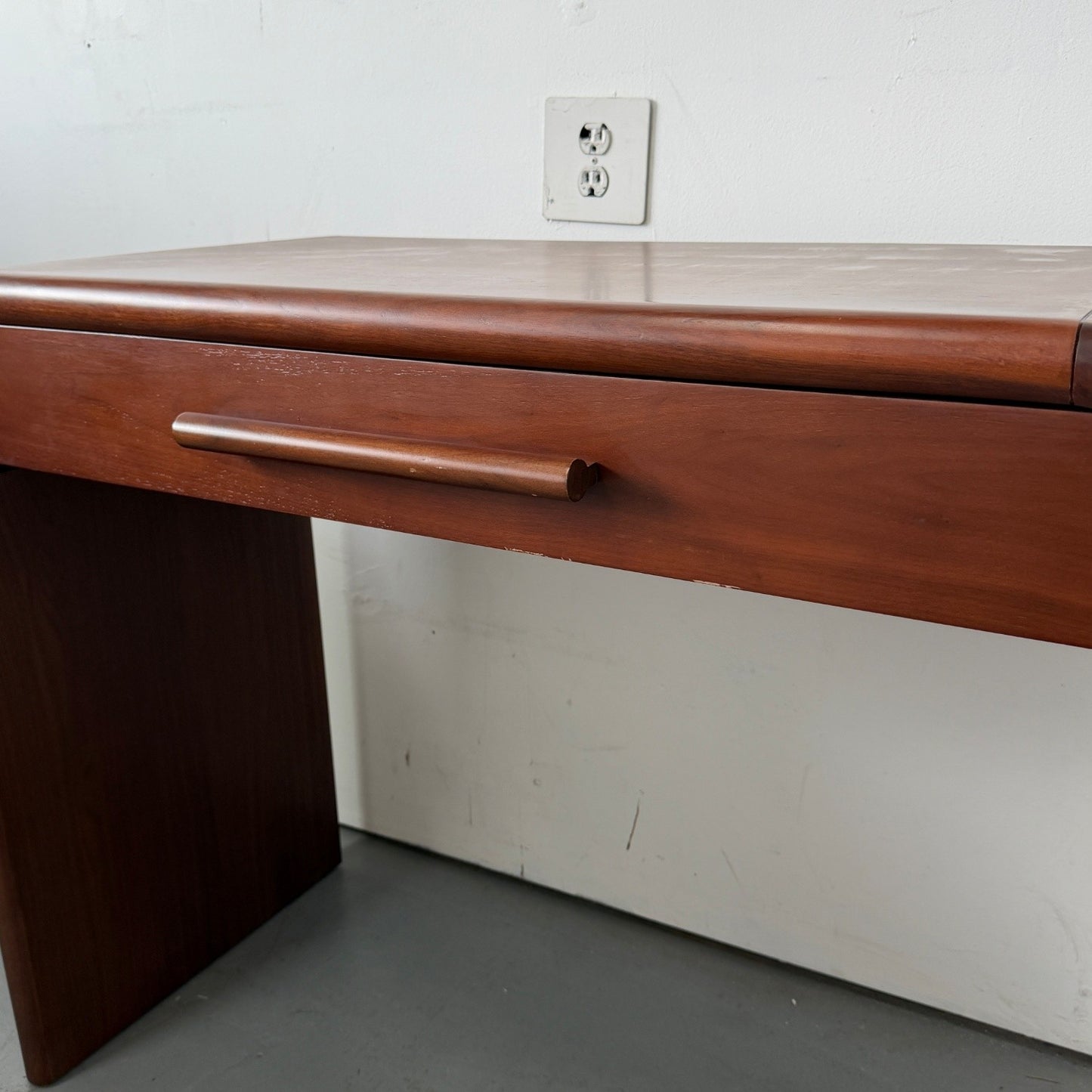 Article Faydra 40" Mini Desk In Walnut