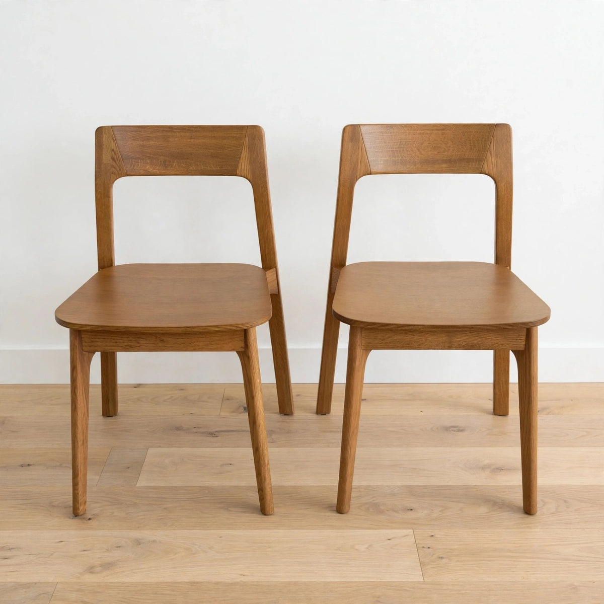 Article "Gusfa" Stackable Dining Chair (Set of 2)