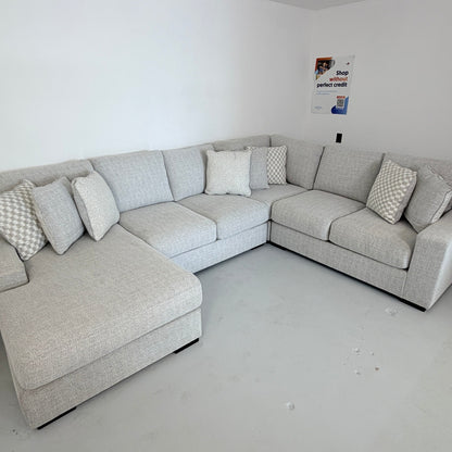 Gray U Shape Sectional With Performance Fabric