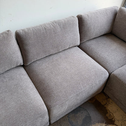Gray 6-Piece Thomasville Fallon Modular Sectional with Ottoman