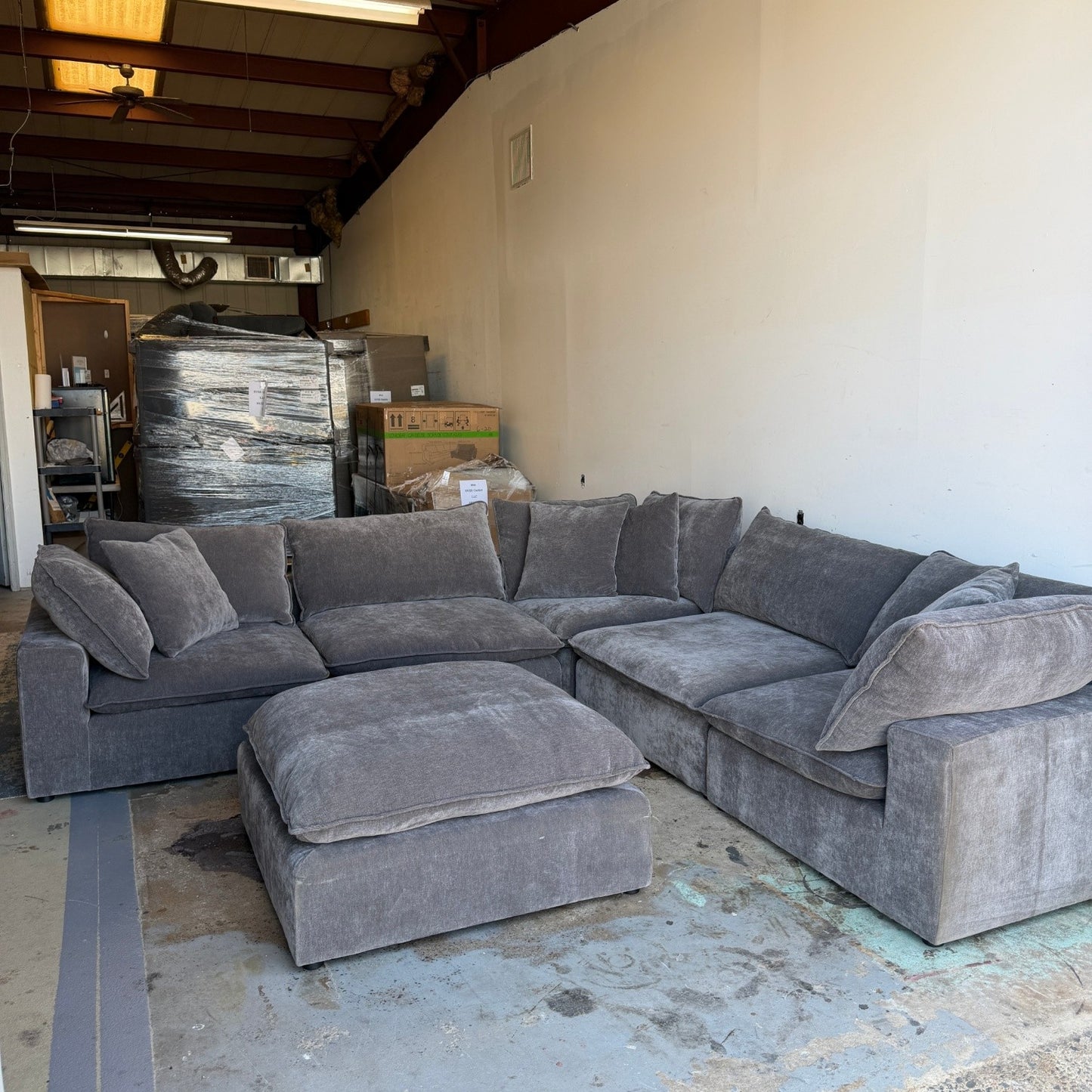 Sereen 6-piece Modular Sectional In Dark Gray
