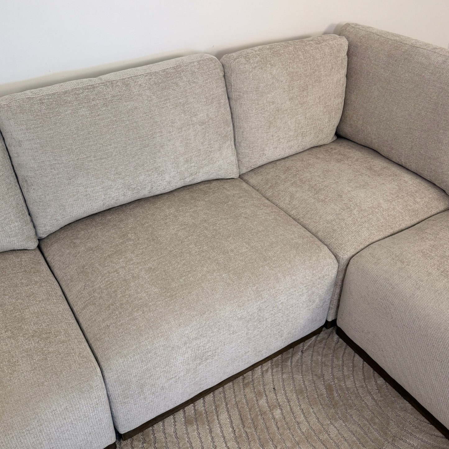 Costco Henredon Murphy Fabric 6-piece Modular Sectional with Ottoman