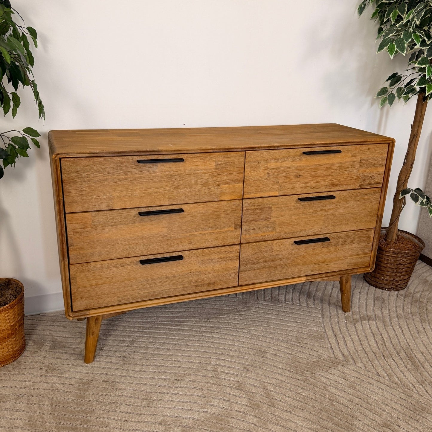 Castlery Seb 6 Drawer Dresser
