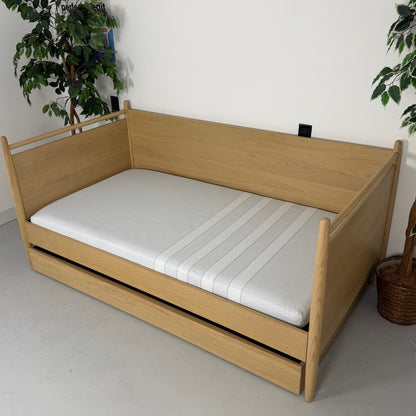 Article "Lenia" Twin Daybed with Trundle