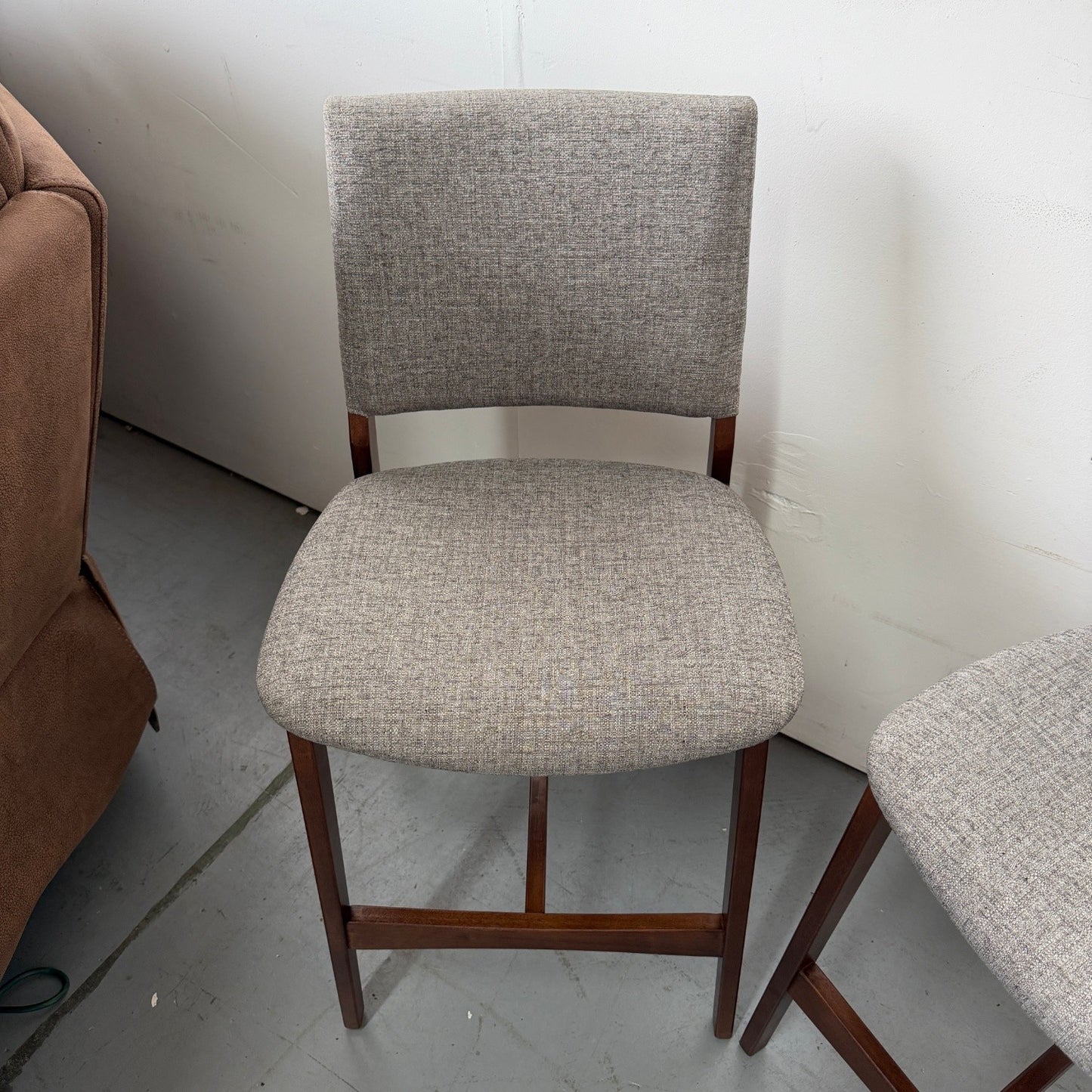 2 Nosh Counter Stool In Walnut and Quarry Gray