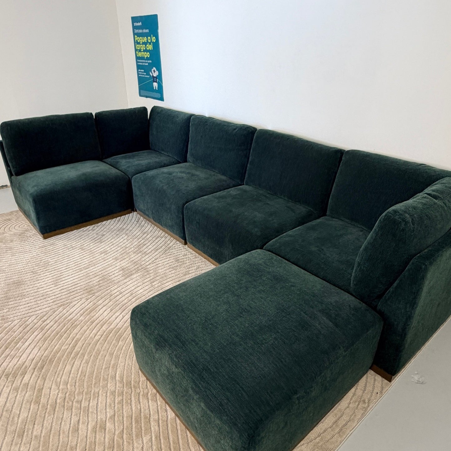 Costco Henredon Murphy Fabric 6-piece Modular Sectional with Ottoman