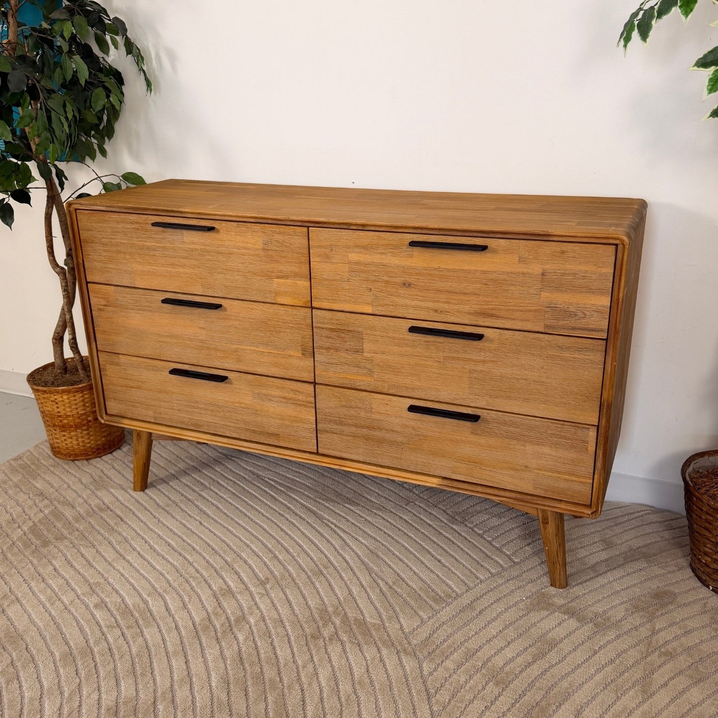 Castlery Seb 6 Drawer Dresser