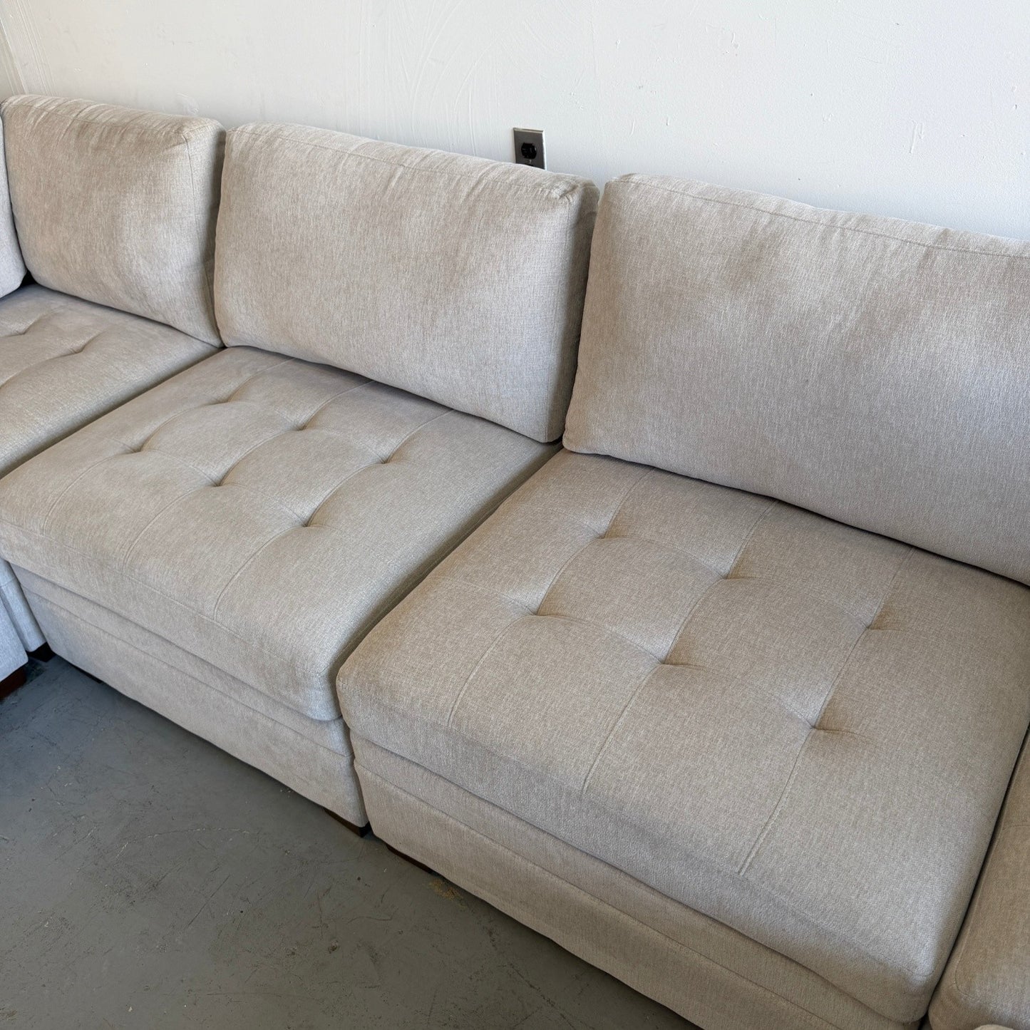 Beige Thomasville Tisdale Modular Sectional