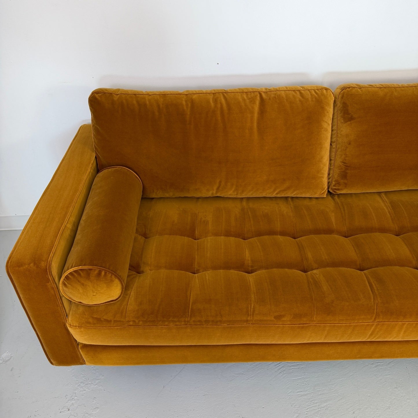 Article "Sven" 88" Tufted Velvet Sofa