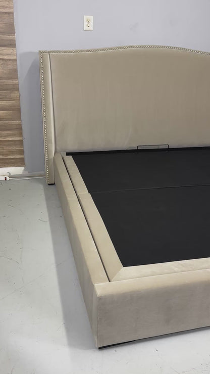 (Customer Return) Saatva Minori Storage Bed, King